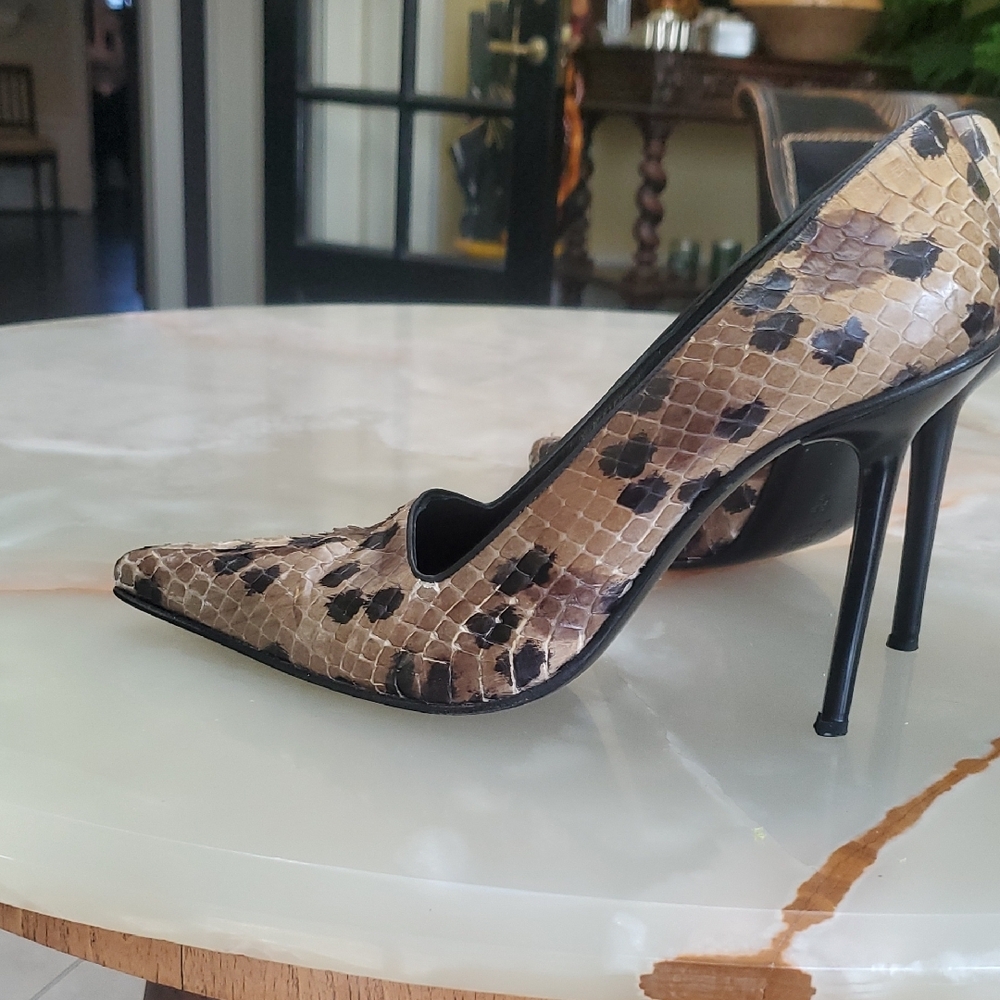Taupe Snake Skin Stilletto HEELS - Picture 4 of 4